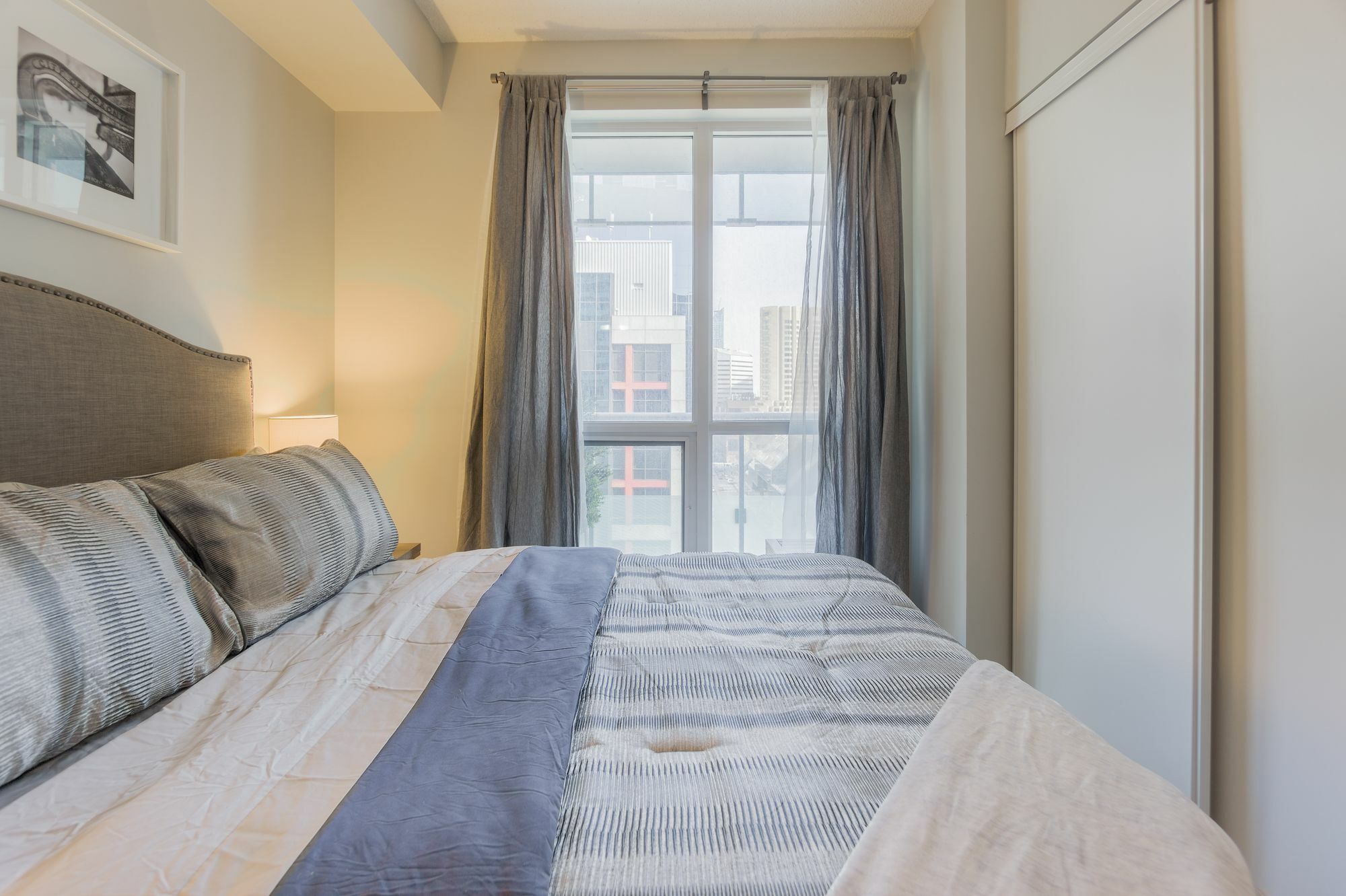 Diamond Suite Торонто Экстерьер фото